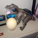 Dinosaurus met grote ei bij zie de foto, Ophalen, Zo goed als nieuw
