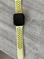 Apple watch se 2025, Handtassen en Accessoires, Smartwatches, Ophalen, Zo goed als nieuw