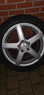 Jantes Mercedes avec pneus d'hiver, Pneus et Jantes, Véhicule de tourisme, 17 pouces, Enlèvement