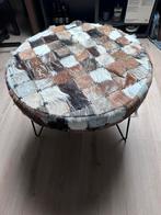Salon tafeltje met dierenvacht, Huis en Inrichting, Tafels | Salontafels, Ophalen, Overige materialen, 50 tot 100 cm, 50 tot 75 cm
