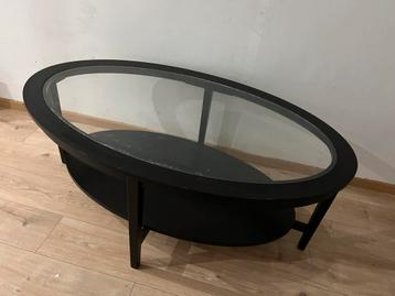 Table noir en verre de ikea, Maison & Meubles, Tables | Tables de salon, Enlèvement ou Envoi, Comme neuf