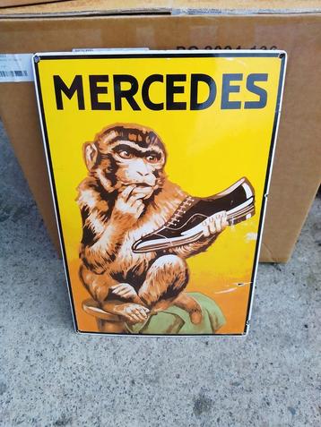 Gebolde emaille plaat beschikbaar voor biedingen