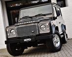 Land Rover Defender 90 2.2 TD4 *LIKE NEW / SPECIAL COLOR*, Autos, Land Rover, SUV ou Tout-terrain, 1887 kg, Achat, 2 places