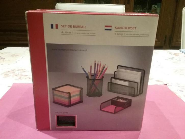 Bureauset uit staal met een poederlaag 4-delig, Huis en Inrichting, Bureaus, Nieuw, Ophalen of Verzenden