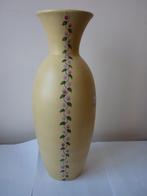 Gouda TIKO - Vase jaune - décor feuille, Ophalen of Verzenden