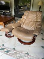Stressless relax fauteuil met voetbank, Ophalen, Zo goed als nieuw, 75 tot 100 cm, Hout