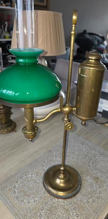 Zeldzame antieke antieke kerosinelamp voor studenten  beschikbaar voor biedingen