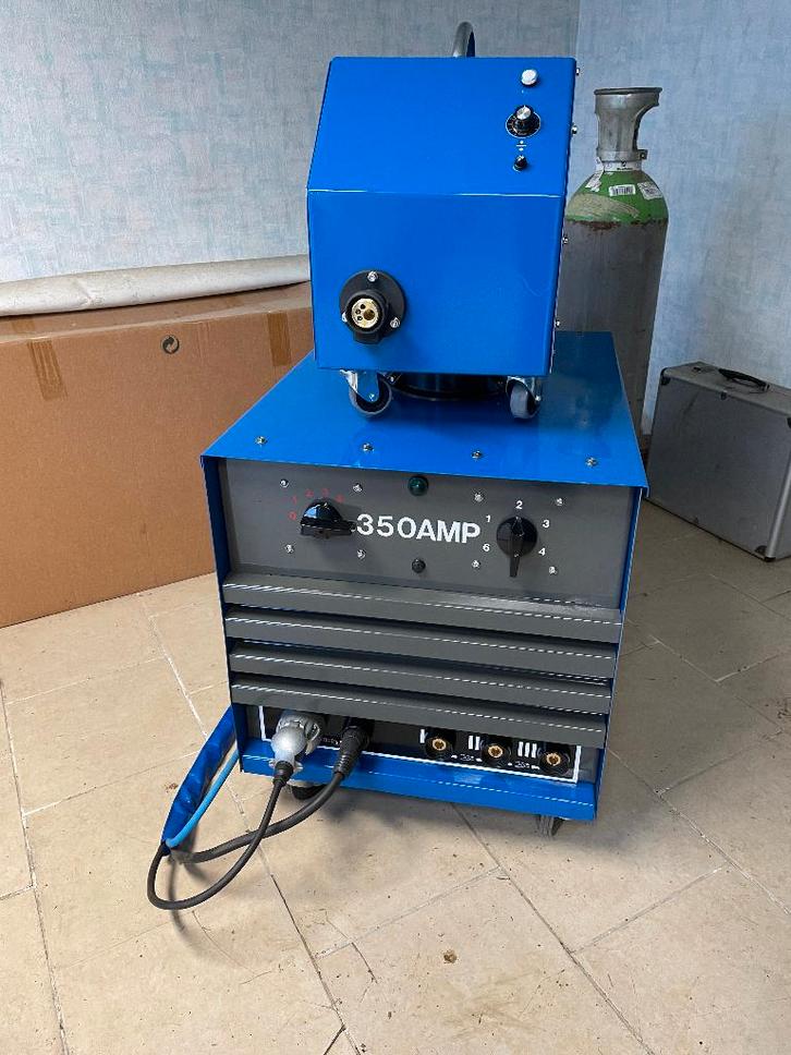 Poste de soudure semi-automatique, Zakelijke goederen, Machines en Bouw | Lastechniek, Ophalen