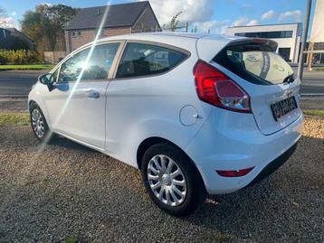 Ford Fiesta 1250 essence..GARANTIE 2 ANS.. (bj 2016) beschikbaar voor biedingen