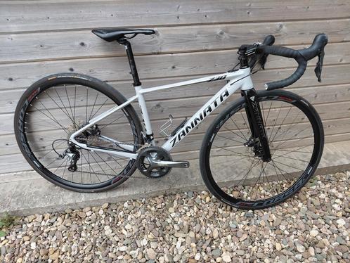 Zannata Z30 racefiets Disc - 2022 - Maat XS/46 - Unisex, Fietsen en Brommers, Fietsen | Racefietsen, 28 inch, Minder dan 49 cm