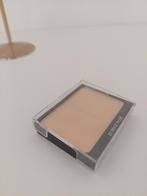 Chanel vitalumiere compact douceur, Handtassen en Accessoires, Uiterlijk | Cosmetica en Make-up, Ophalen of Verzenden, Zo goed als nieuw