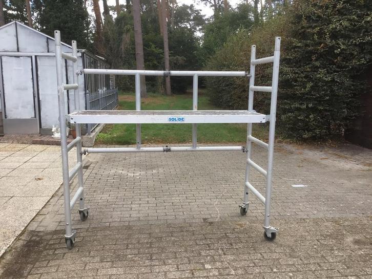 Rolsteiger en toebehoren, Doe-het-zelf en Bouw, Ladders en Trappen, Gebruikt, 4 meter of meer, Opvouwbaar of Inschuifbaar, Ophalen