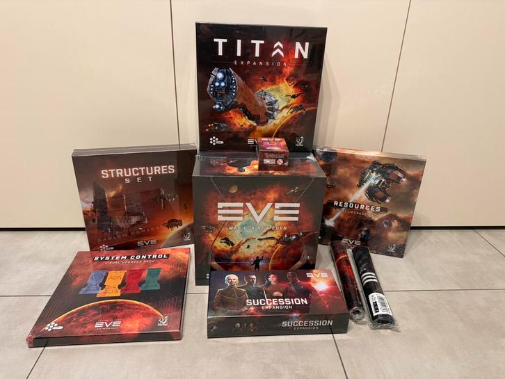 Boardgame EVE: War for New Eden + expansions, Hobby en Vrije tijd, Gezelschapsspellen | Bordspellen, Nieuw, Ophalen