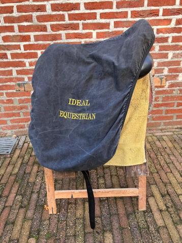 Dressuurzadel Ideal beschikbaar voor biedingen
