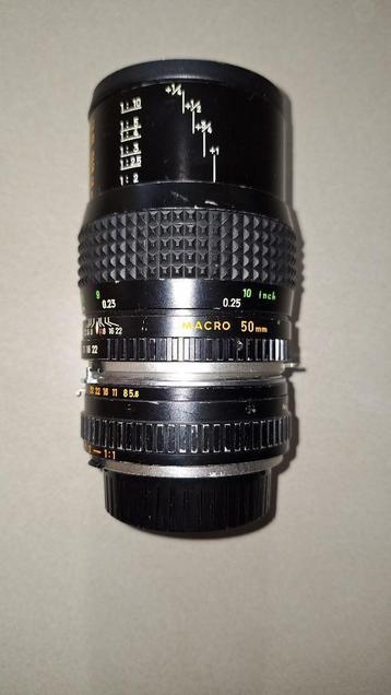 MINOLTA Macro Lens Rokkor 1:3,5  f=50 mm met adaptor  F3.5 beschikbaar voor biedingen