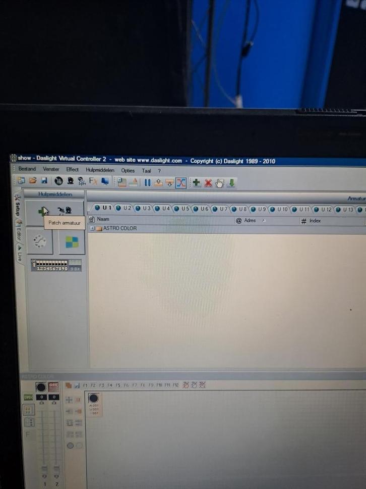 Oudere laptop + Daslight 2 Controller, Muziek en Instrumenten, Licht en Laser, Gebruikt, Overige typen, Kleur, Stroboscoopeffect