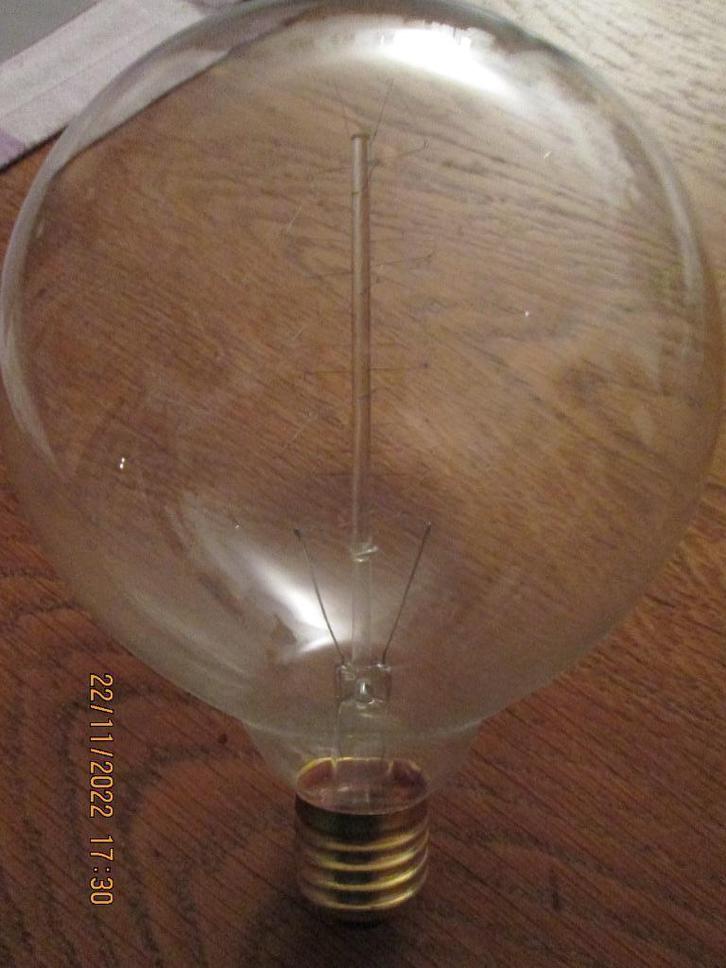 Ampoule à incandescence., Maison & Meubles, Lampes | Lampes en vrac, Neuf, Ampoule, 30 à 60 watts, E27 (grand), Enlèvement