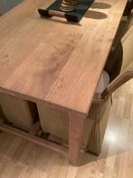 Een massief eiken tafel., Huis en Inrichting, Tafels | Eettafels, Ophalen, Zo goed als nieuw, Eikenhout