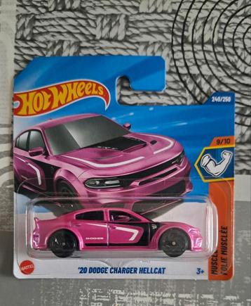 Dodge charger HELLCAT hotwheels  beschikbaar voor biedingen