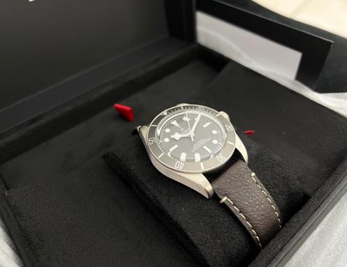 Tudor Black Bay 58 925 zilver nieuw, Handtassen en Accessoires, Horloges | Heren, Nieuw, Polshorloge, Zilver, Leer, Ophalen