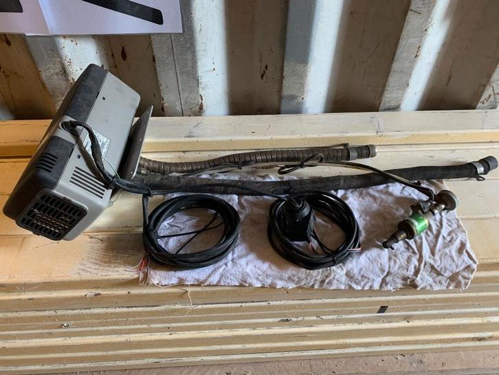 Webasto 24 volt verwarming, Dieren en Toebehoren, Paarden en Pony's | Trailers en Aanhangwagens, Gebruikt, Ophalen