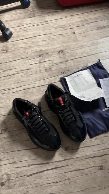 Gobelets Prada 42, Enlèvement, Neuf, Chaussures