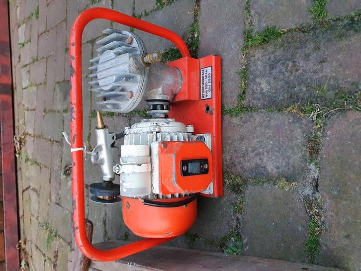 Antike leger compressor, Verzamelen, Militaria | Algemeen, Ophalen