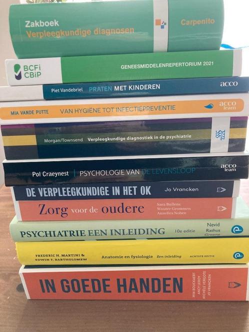 Studieboeken bachelor verpleegkunde, Boeken, Studieboeken en Cursussen, Gelezen, Hogeschool, Ophalen