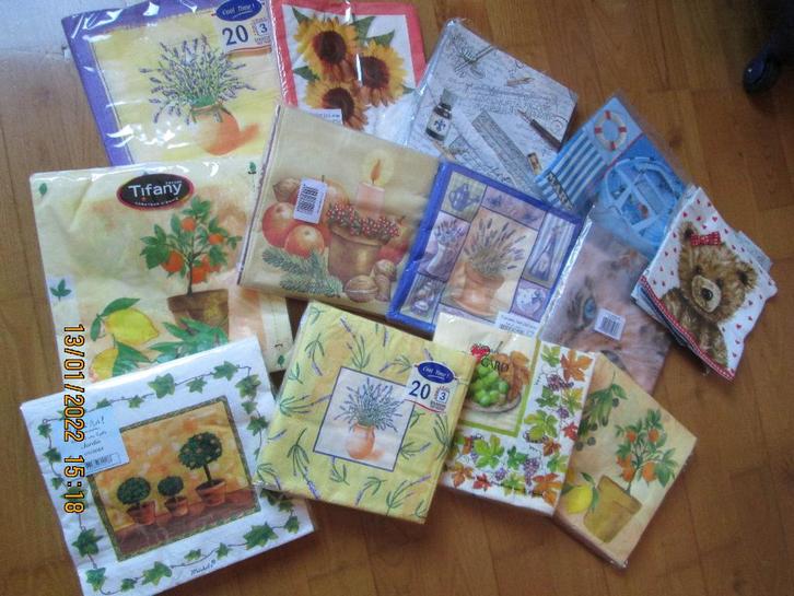 Serviettes en papier décorées, Hobby en Vrije tijd, Knutselen, Nieuw, Materiaal, Ophalen of Verzenden