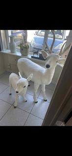 Twee mooie vintage herten, Ophalen