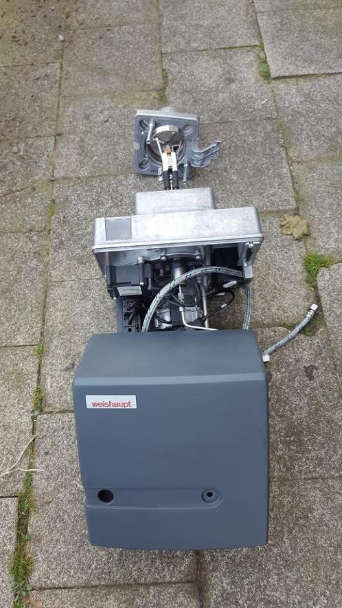mazoutbrander wl5 6maand oud, Doe-het-zelf en Bouw, Chauffageketels en Boilers, Nieuw, Minder dan 3 jaar oud, Ophalen