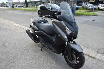 Yamaha X max 400 ABS Akrapovic et 6700 km "Moto46 " beschikbaar voor biedingen
