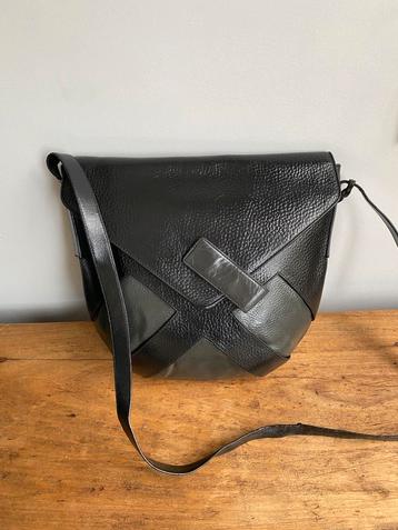 Delvaux crossbody beschikbaar voor biedingen