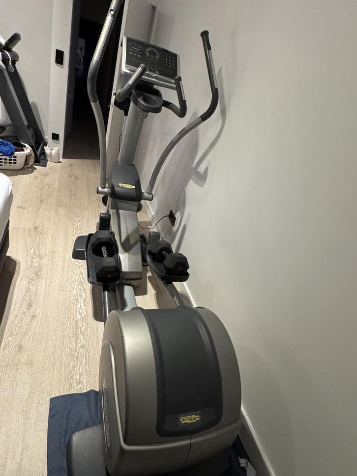 Technogym Crosstrainer Excite Classic, Sport en Fitness, Fitnessmaterialen, Zo goed als nieuw, Overige typen, Armen, Benen, Ophalen