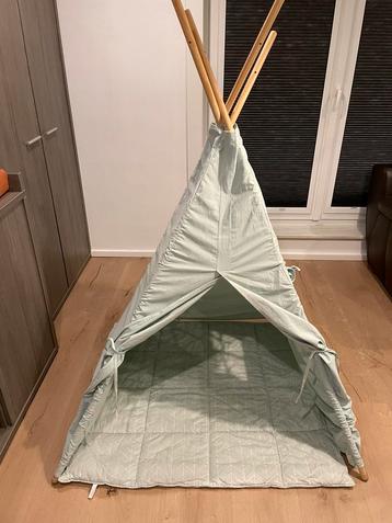 Tipi Speeltent Little Dutch disponible aux enchères