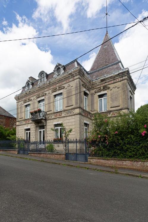 Goedlopende B&B met vakantiehuis, Immo, Buitenland, Frankrijk, Overige soorten, Dorp
