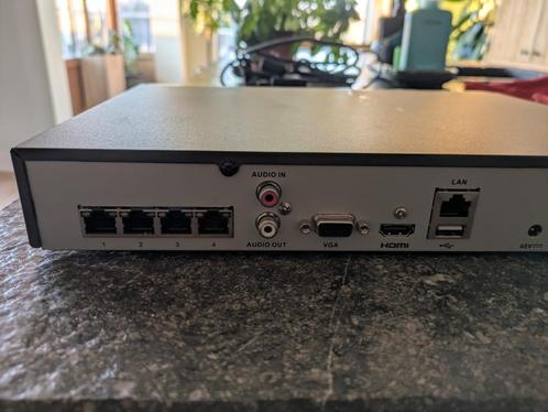 Hikvision NVR DS-7604NI-K1/4P(B), Audio, Tv en Foto, Videobewaking, Zo goed als nieuw, Ophalen of Verzenden