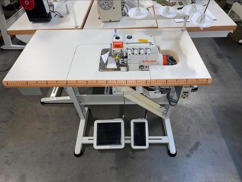 Industriële lockmachine overlock siruba 4draad nieuw, Hobby en Vrije tijd, Naaimachines en Toebehoren, Nieuw, Lockmachine, Overige merken
