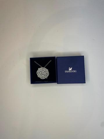 Swarovski halsketting  beschikbaar voor biedingen