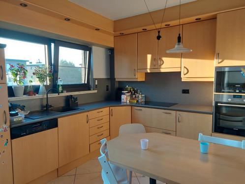 Keuken met kasten, inductieplaat, vaatwasser, micro en oven, Huis en Inrichting, Keuken | Complete keukens, Gebruikt, Hoekkeuken