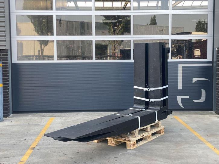 SET VORKEN TWS Forks 250 x 100 x 2400, Zakelijke goederen, Machines en Bouw | Heftrucks en Intern transport, Voorzetapparatuur