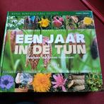Een jaar in de tuin Ian Spence, Ophalen of Verzenden, Zo goed als nieuw