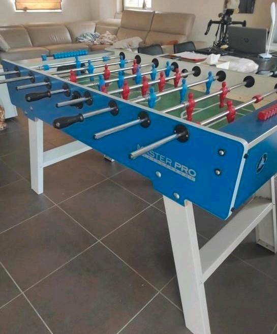 Degelijke Masterpro kickertafel, Sport en Fitness, Biljarten en Poolen, Zo goed als nieuw, Ophalen