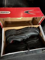 Cofra werkschoenen maat 45 NIEUW, Doe-het-zelf en Bouw, Veiligheidskleding, Ophalen, Nieuw