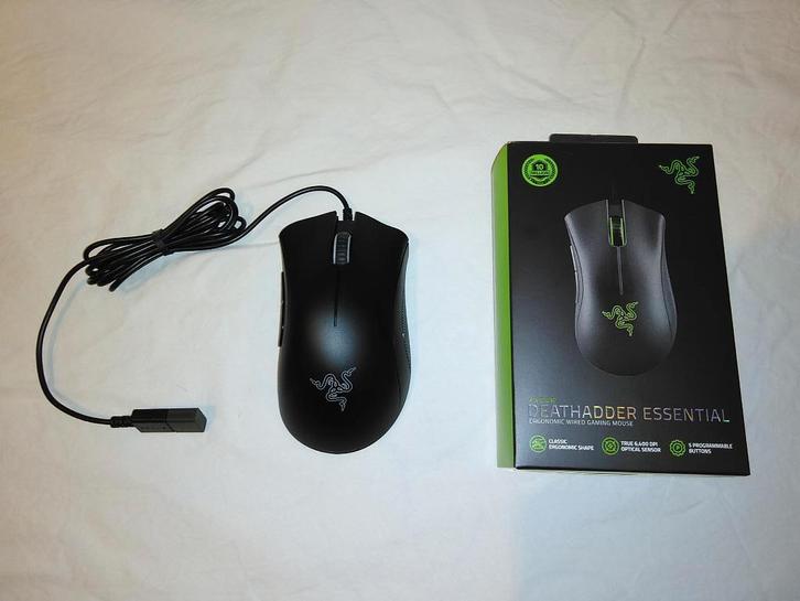 Muis Razer Deathadder Essential zwart nieuw, Informatique & Logiciels, Souris, Neuf, Souris, Filaire, Souris de gaming, Enlèvement ou Envoi