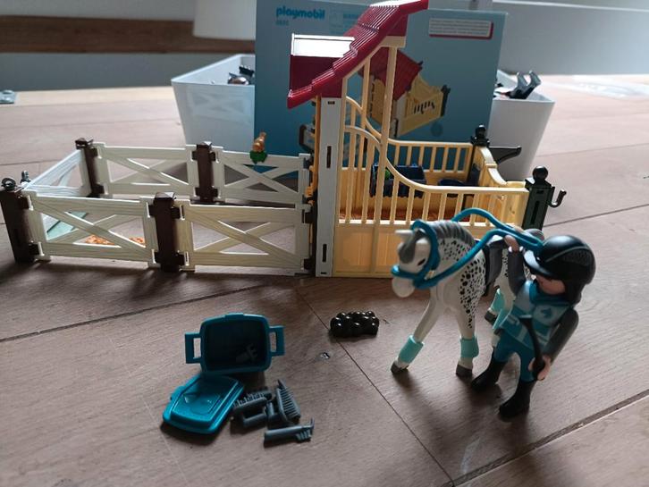 PLAYMOBIL Country Appaloosa met paardenbox - 6935, Enfants & Bébés, Jouets | Playmobil, Comme neuf, Ensemble complet, Enlèvement ou Envoi