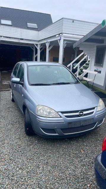 Opel Corsa 1.2 Benzine Twinsport 236000km beschikbaar voor biedingen
