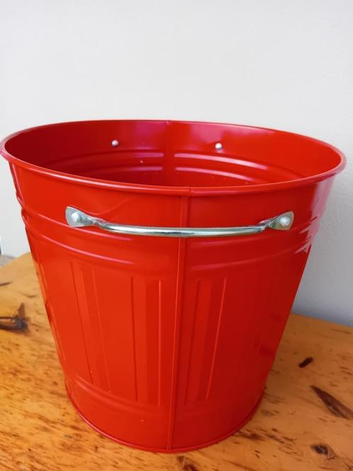 poubelle métallique rouge, Maison & Meubles, Accessoires pour la Maison | Poubelles, Comme neuf, Moins de 50 cm, 10 à 20 litres