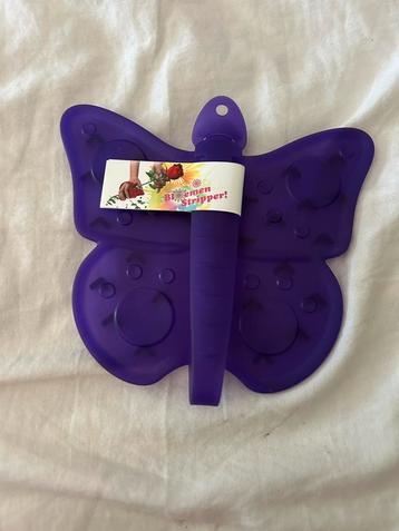 Bloemenstripper beschikbaar voor biedingen
