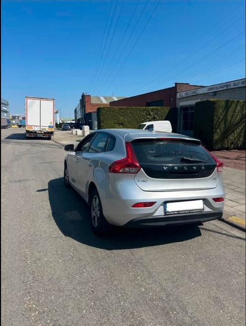 Volvo V40 D2 2.0D 175.000Km 2016 120PK In Uitstekende Staat!, Auto's, Volvo, Particulier, V40, ABS, Airbags, Airconditioning, Alarm